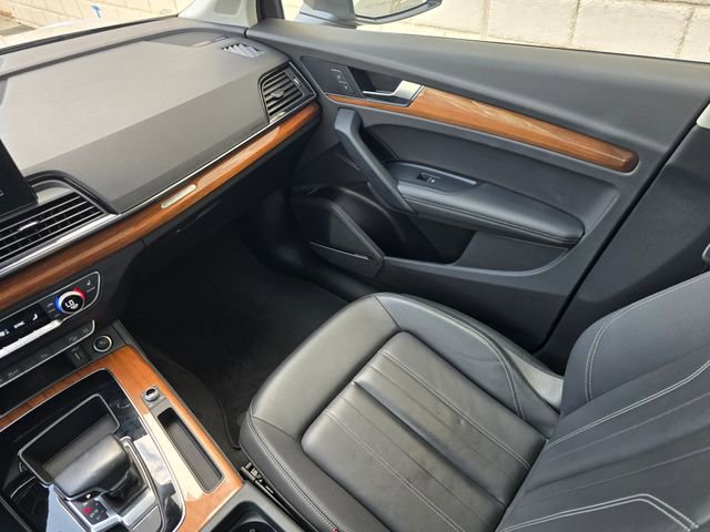 Used 2023 Audi Q5 2.0T Premium Plus AWD/4WD image 36