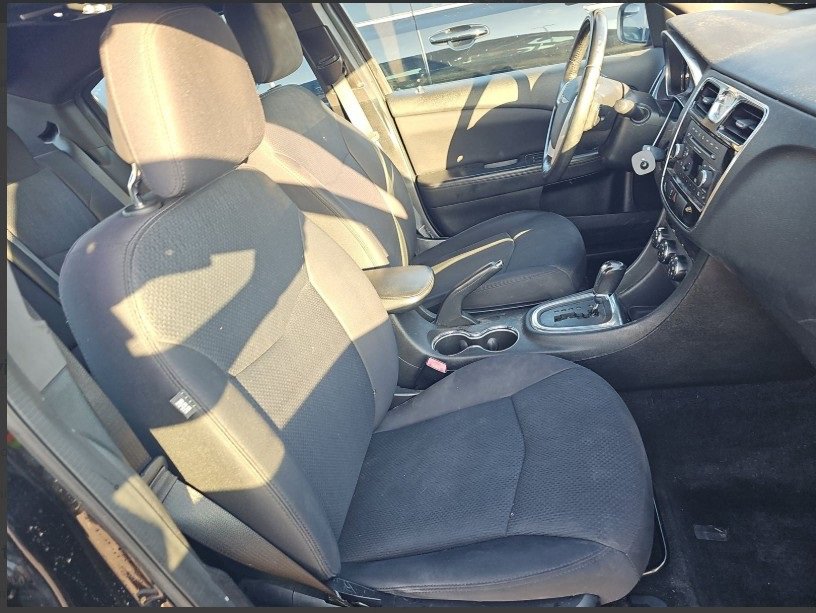 Used 2013 Chrysler 200 Touring image 16