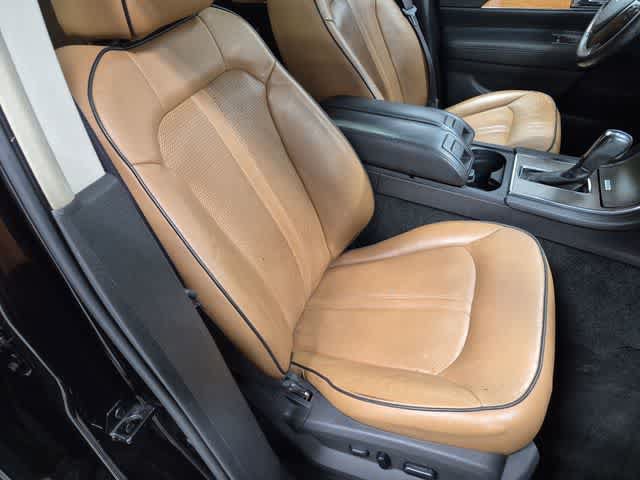 Used 2013 Lincoln MKX AWD image 30