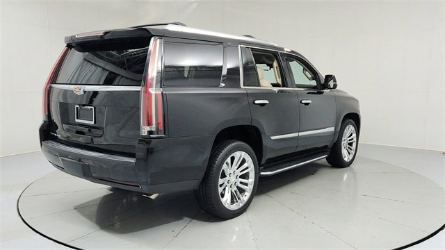 Used 2020 Cadillac Escalade Luxury image 5