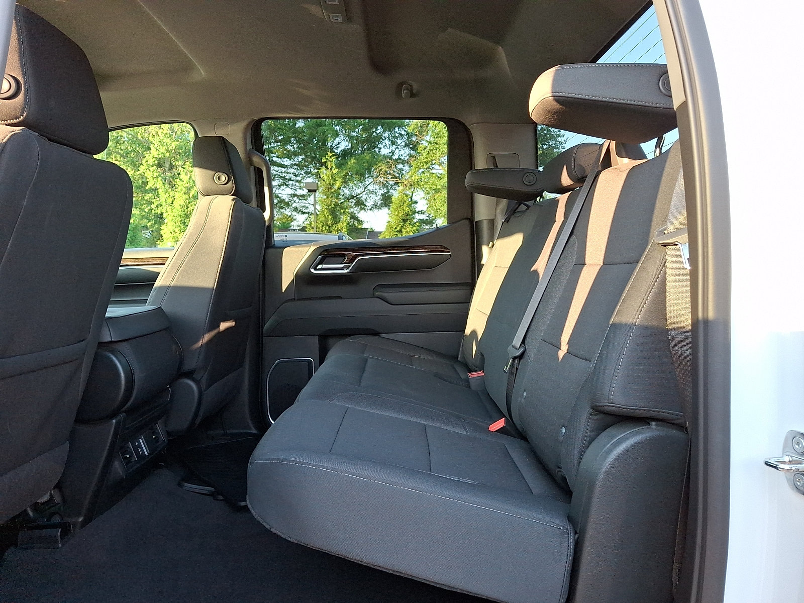 Certified 2024 GMC Sierra 1500 SLE AWD/4WD image 9