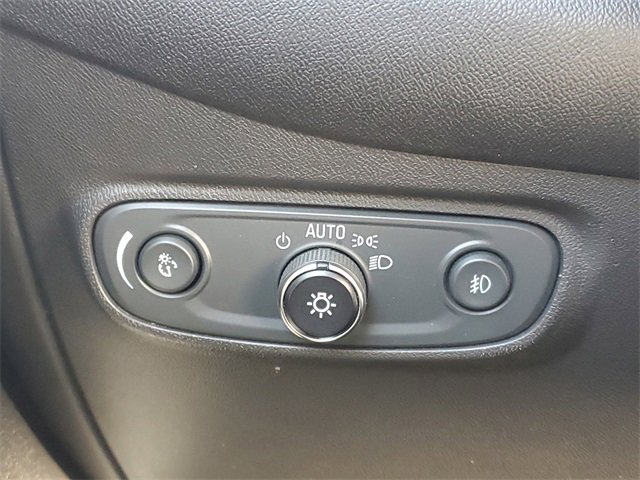 Used 2020 Chevrolet Equinox LT image 20