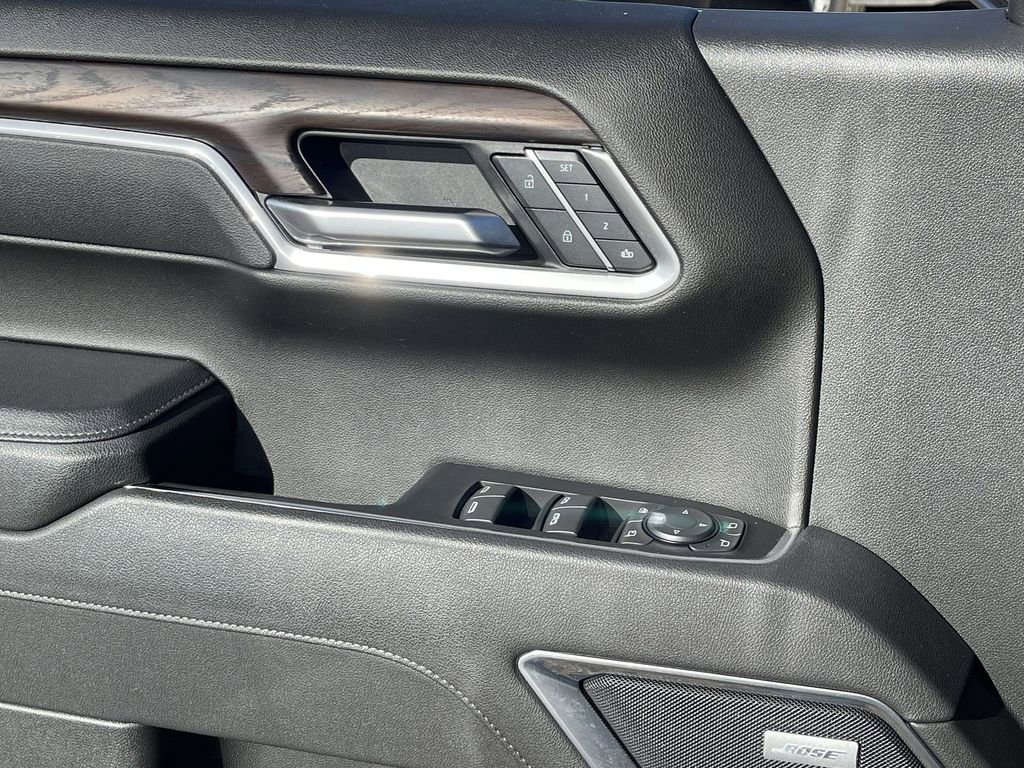 Used 2026 GMC Sierra 1500 SLT w/ SLT Premium Plus Package image 24