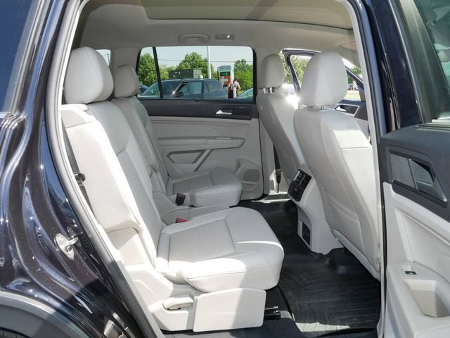 Certified 2022 Volkswagen Atlas SEL R-Line AWD/4WD image 20