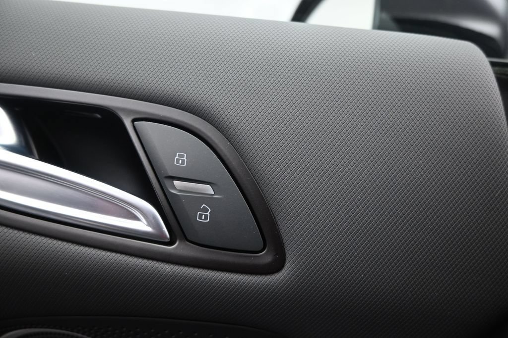 Used 2012 Audi R8 V8 AWD/4WD image 17