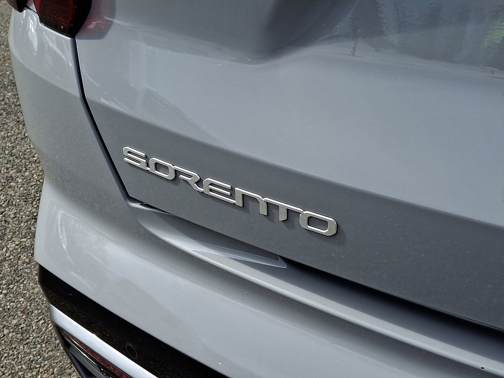 Used 2023 Kia Sorento EX w/ Panoramic Sunroof Package image 32