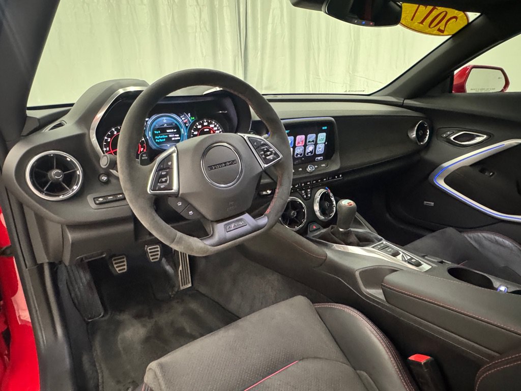 Used 2017 Chevrolet Camaro ZL1 RWD image 16