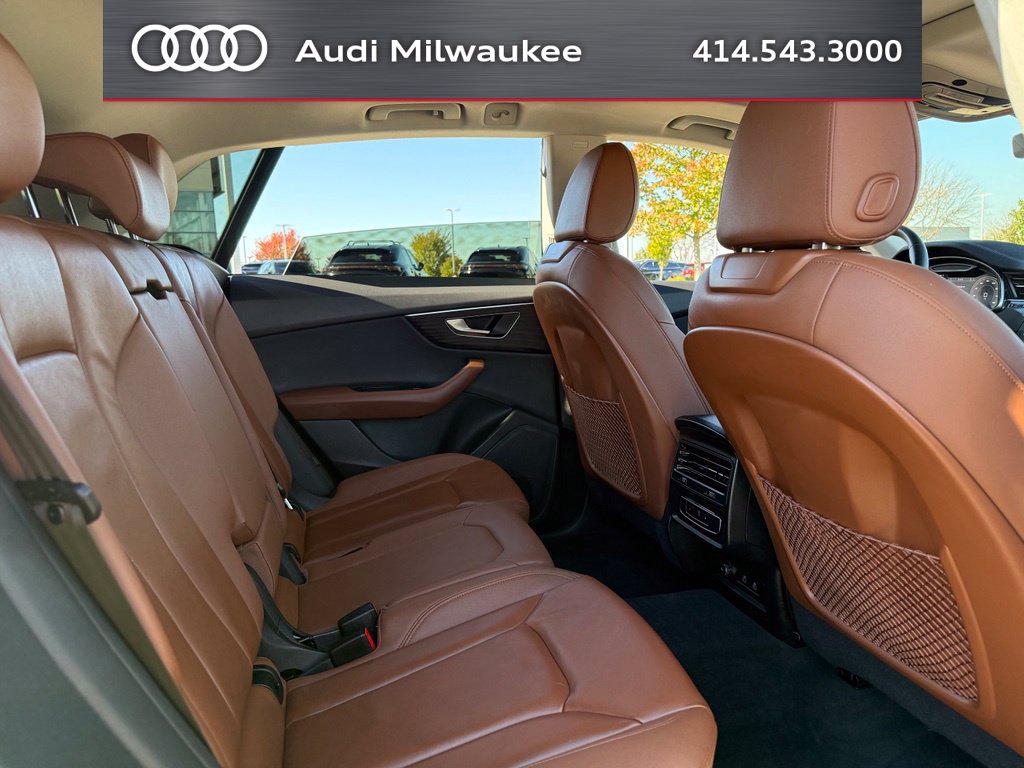 Used 2023 Audi Q8 Premium w/ Convenience Package AWD/4WD image 31