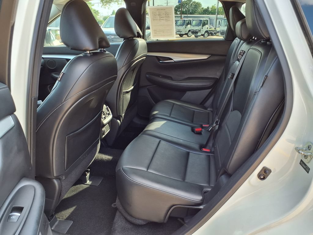 Used 2021 INFINITI QX50 Luxe FWD image 14