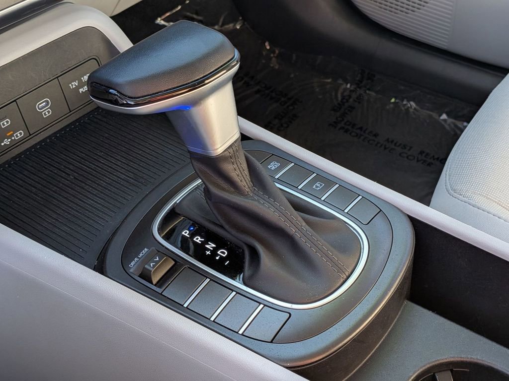 Certified 2024 Hyundai Kona SEL image 25