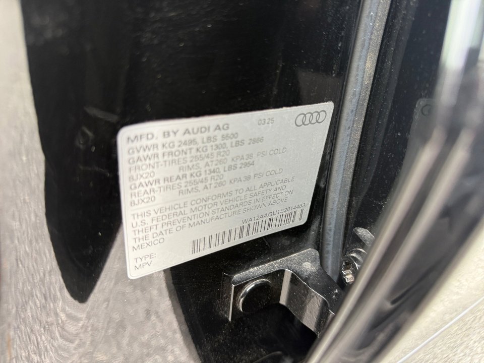 New 2025 Audi Q5 Premium Plus image 35