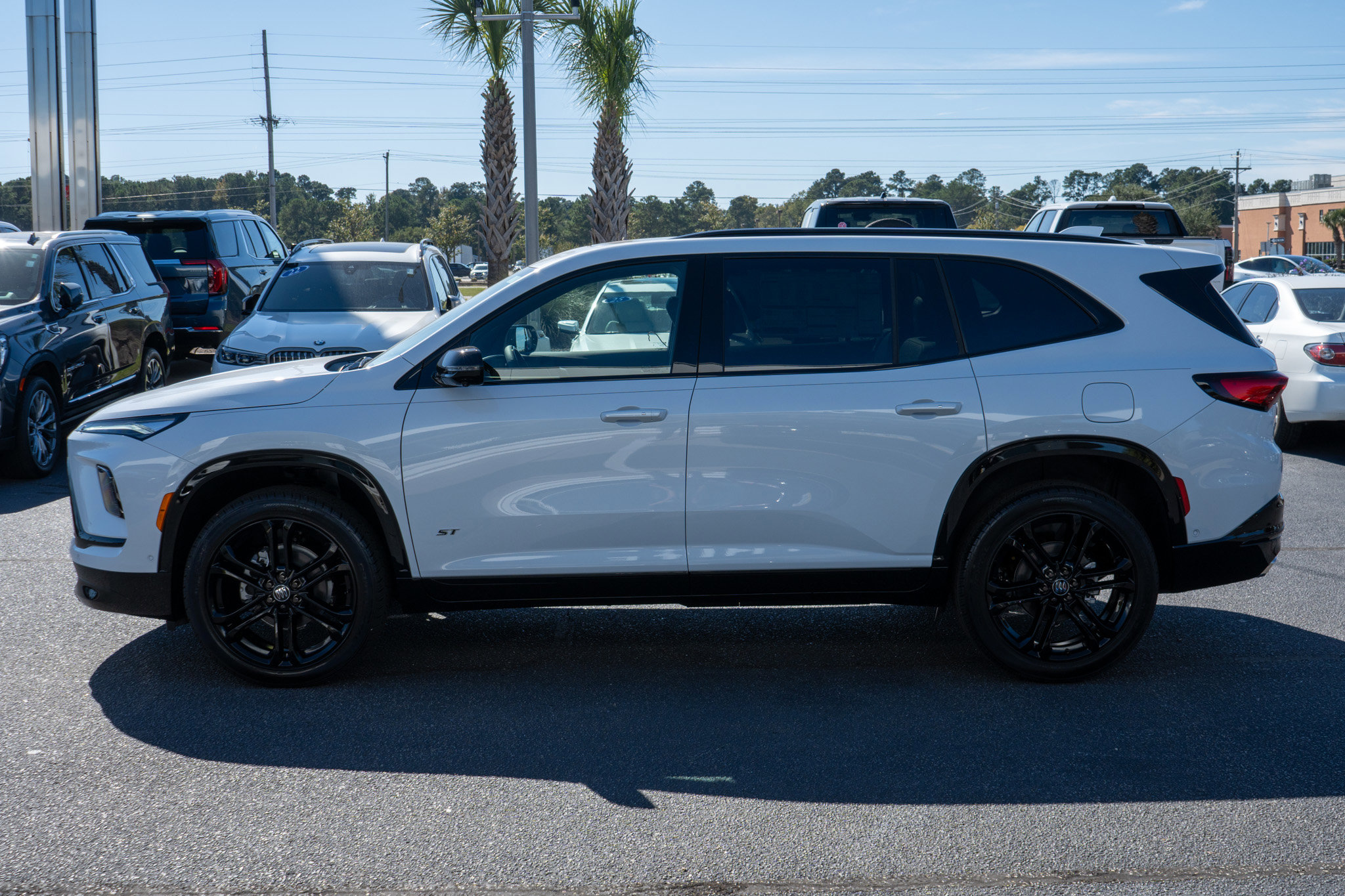 New 2026 Buick Enclave Sport Touring w/ Super Cruise Package image 6