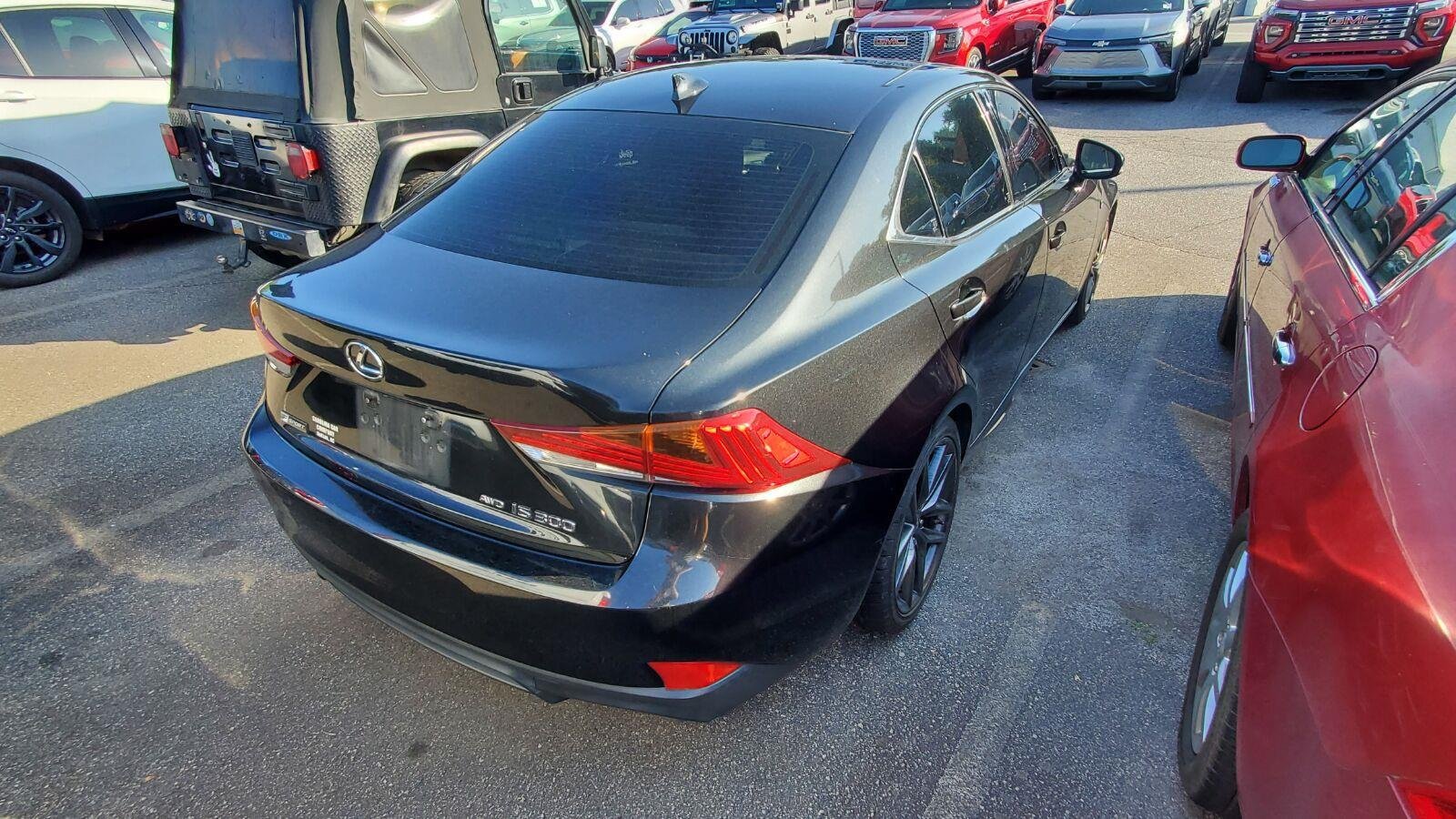 Used 2017 Lexus IS 300 F Sport w/ F Sport Package AWD/4WD image 9