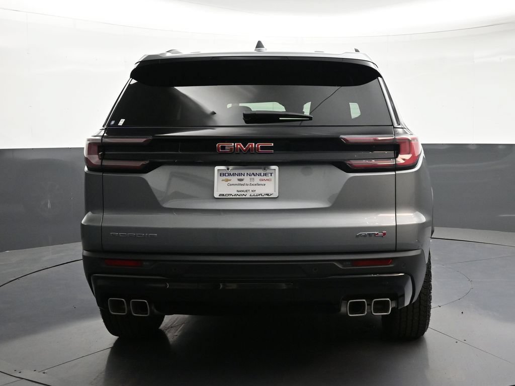 Used 2026 GMC Acadia AT4 w/ Luxury Package AWD/4WD image 4