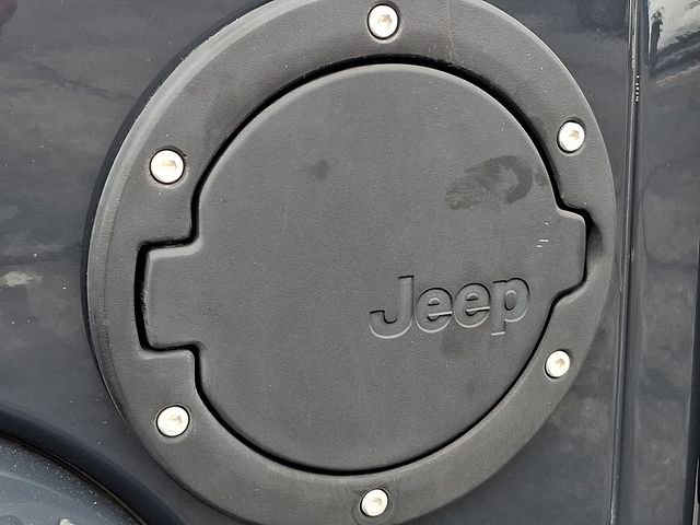 Used 2017 Jeep Wrangler Unlimited Sahara w/ Quick Order Package 24E Chief image 30