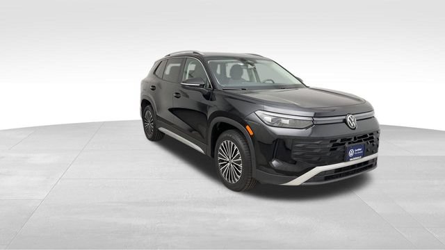 Certified 2025 Volkswagen Tiguan S AWD/4WD image 8