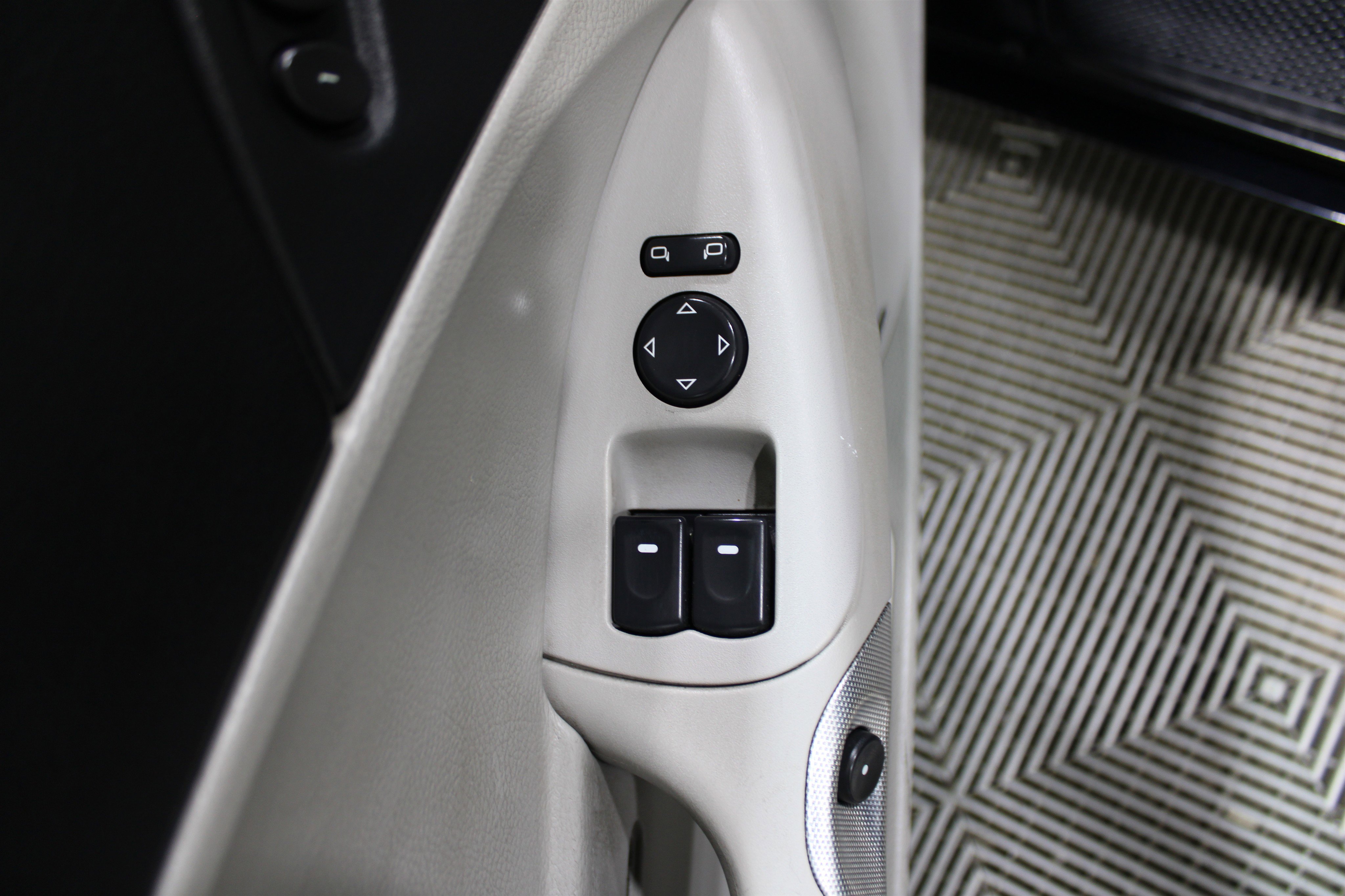 Used 2006 Chevrolet Corvette Coupe w/ Preferred Equipment Group image 8