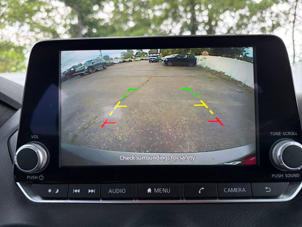 Used 2022 Nissan Sentra SV FWD image 20