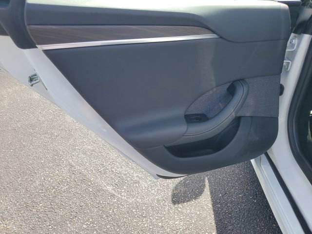 Used 2024 Tesla Model S image 27