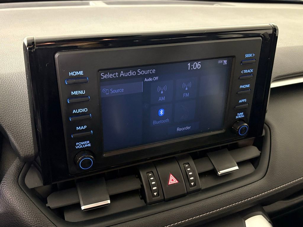 Used 2019 Toyota RAV4 XLE Premium image 27