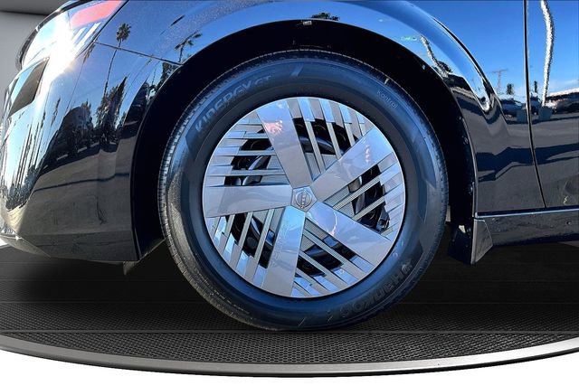 New 2026 Nissan Sentra SV image 11