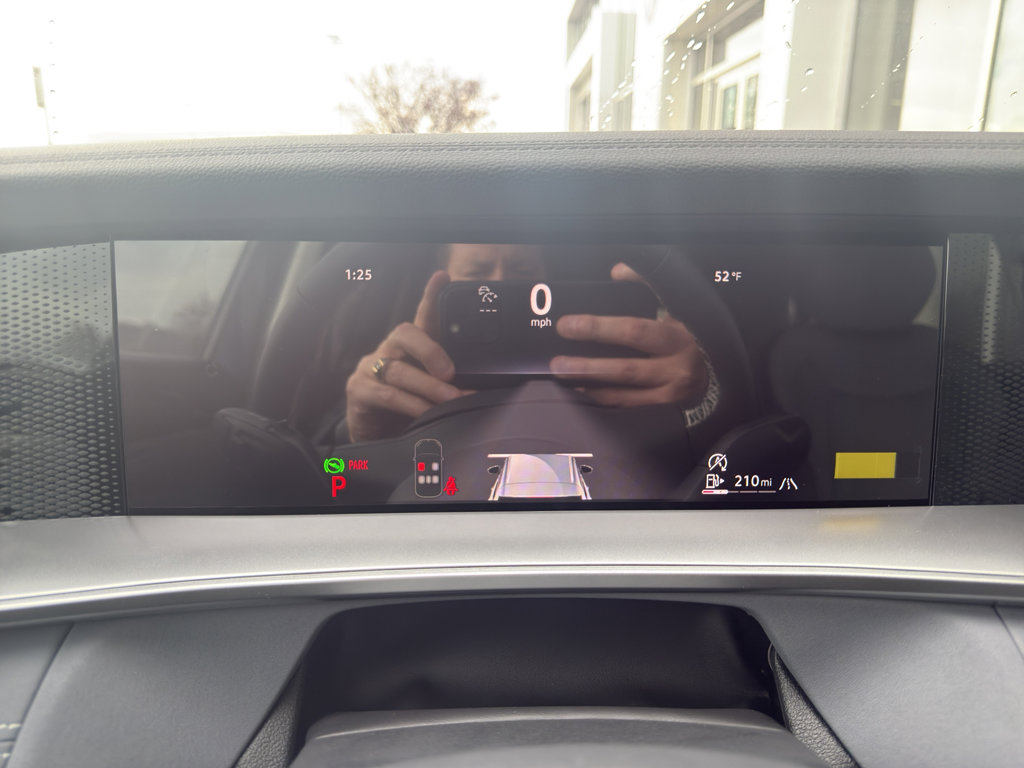 New 2026 Volkswagen Tiguan SE image 9