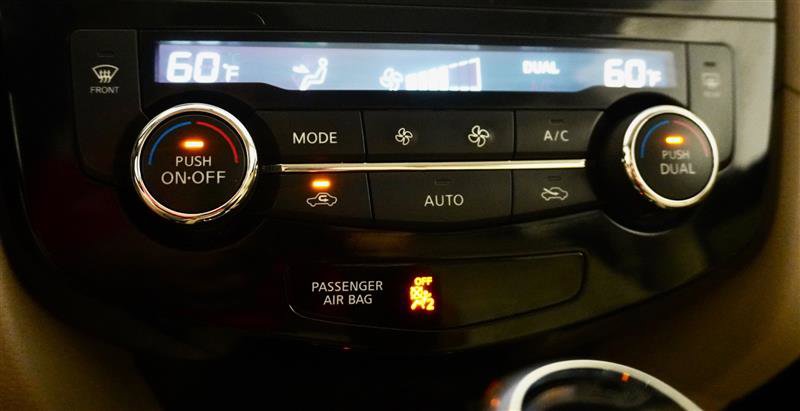 Used 2017 Nissan Rogue SV image 21