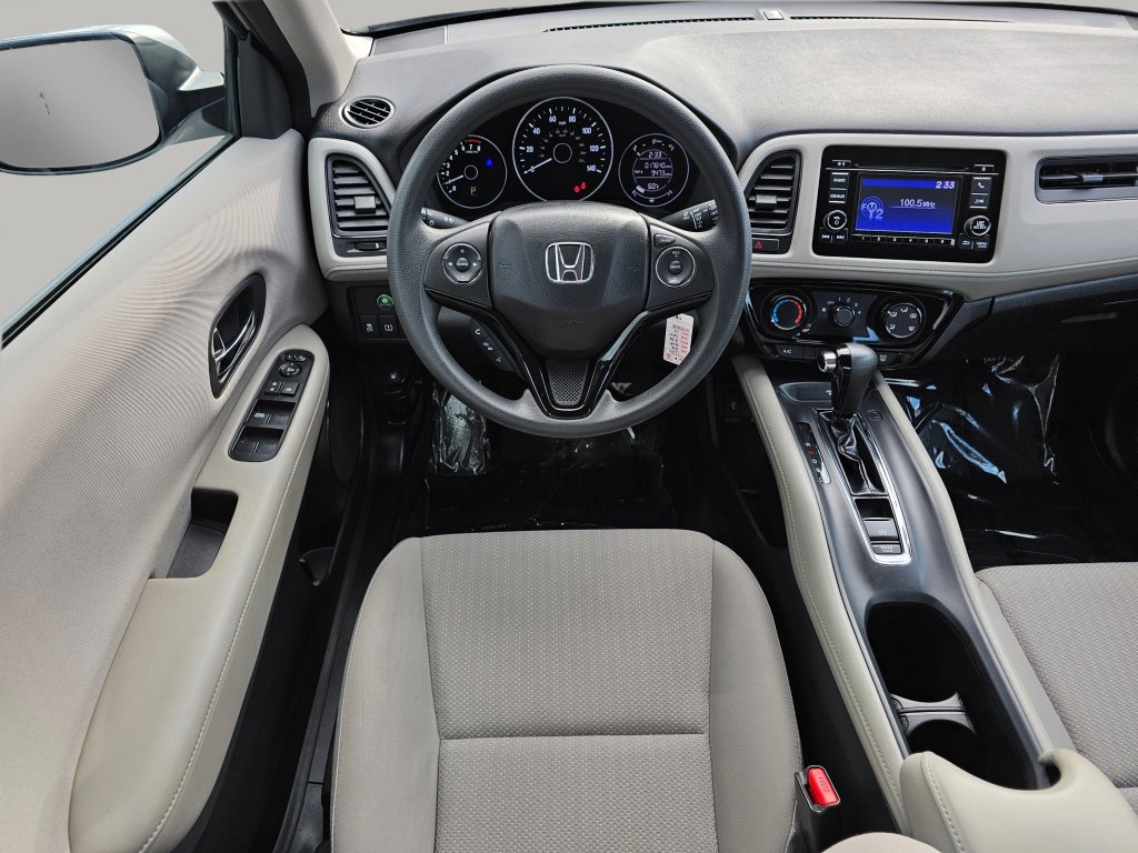 Used 2016 Honda HR-V LX image 3