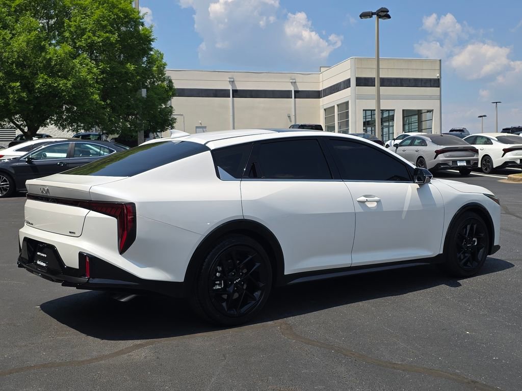 Certified 2025 Kia K4 GT-Line Turbo FWD image 3