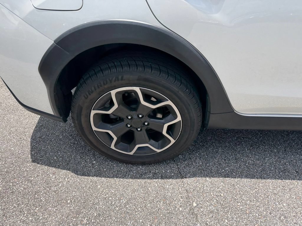 Used 2014 Subaru Crosstrek 2.0i Limited AWD/4WD image 5