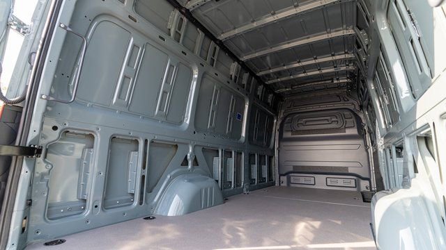 New 2025 Mercedes-Benz Sprinter 2500 image 3