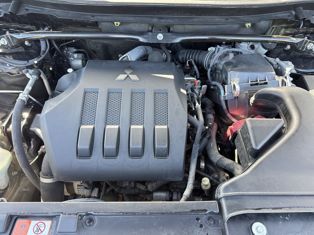 Used 2023 Mitsubishi Eclipse Cross LE AWD/4WD image 30