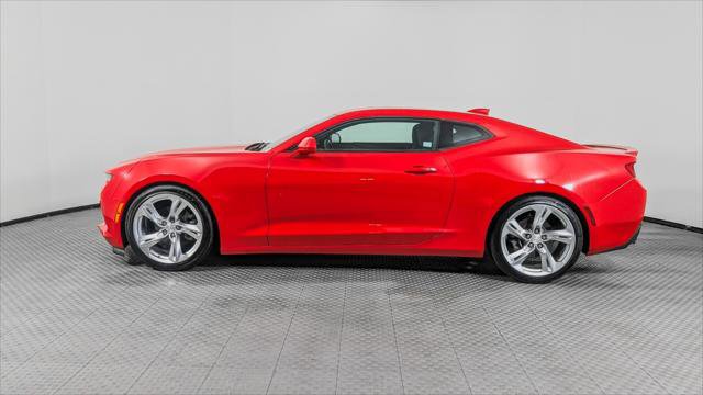 Used 2018 Chevrolet Camaro LT w/ RS Package image 3