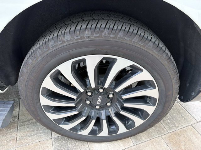 Certified 2023 Lincoln Navigator L Black Label AWD/4WD image 31