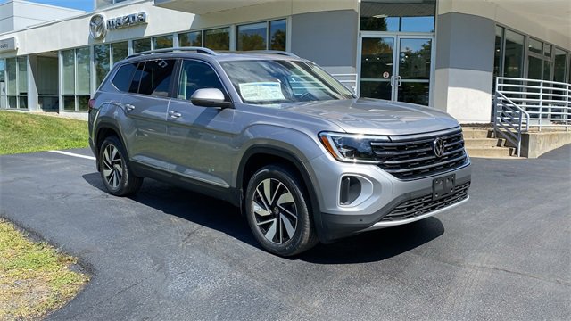New 2026 Volkswagen Atlas SEL image 3