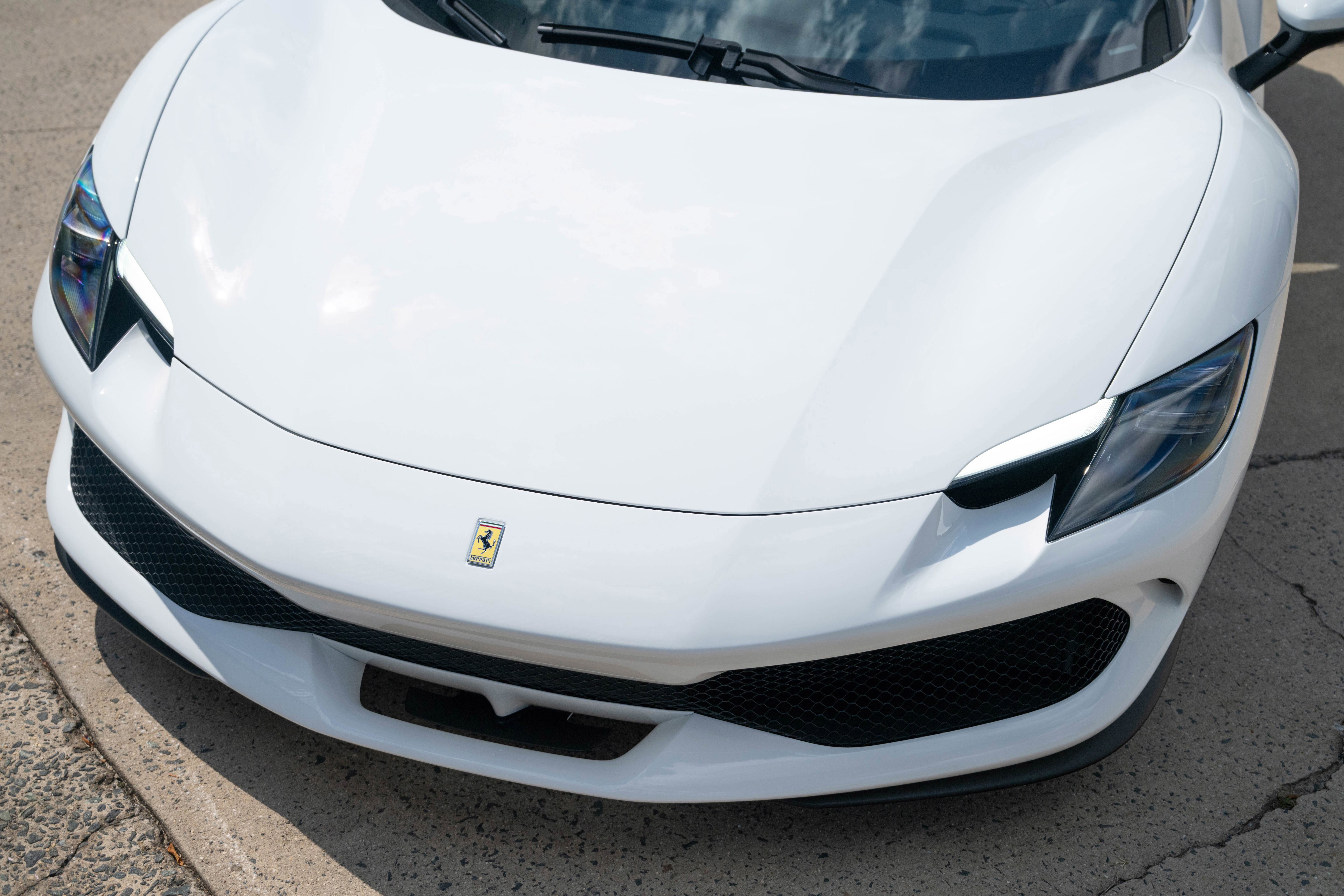 Used 2023 Ferrari 296 GTB image 9