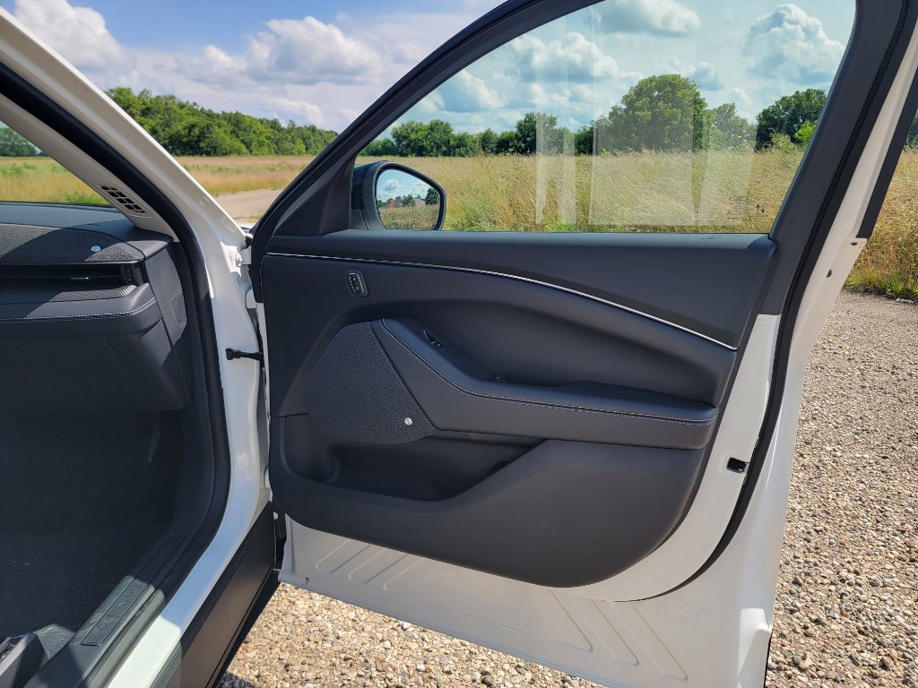 New 2025 Ford Mustang Mach-E Premium image 33