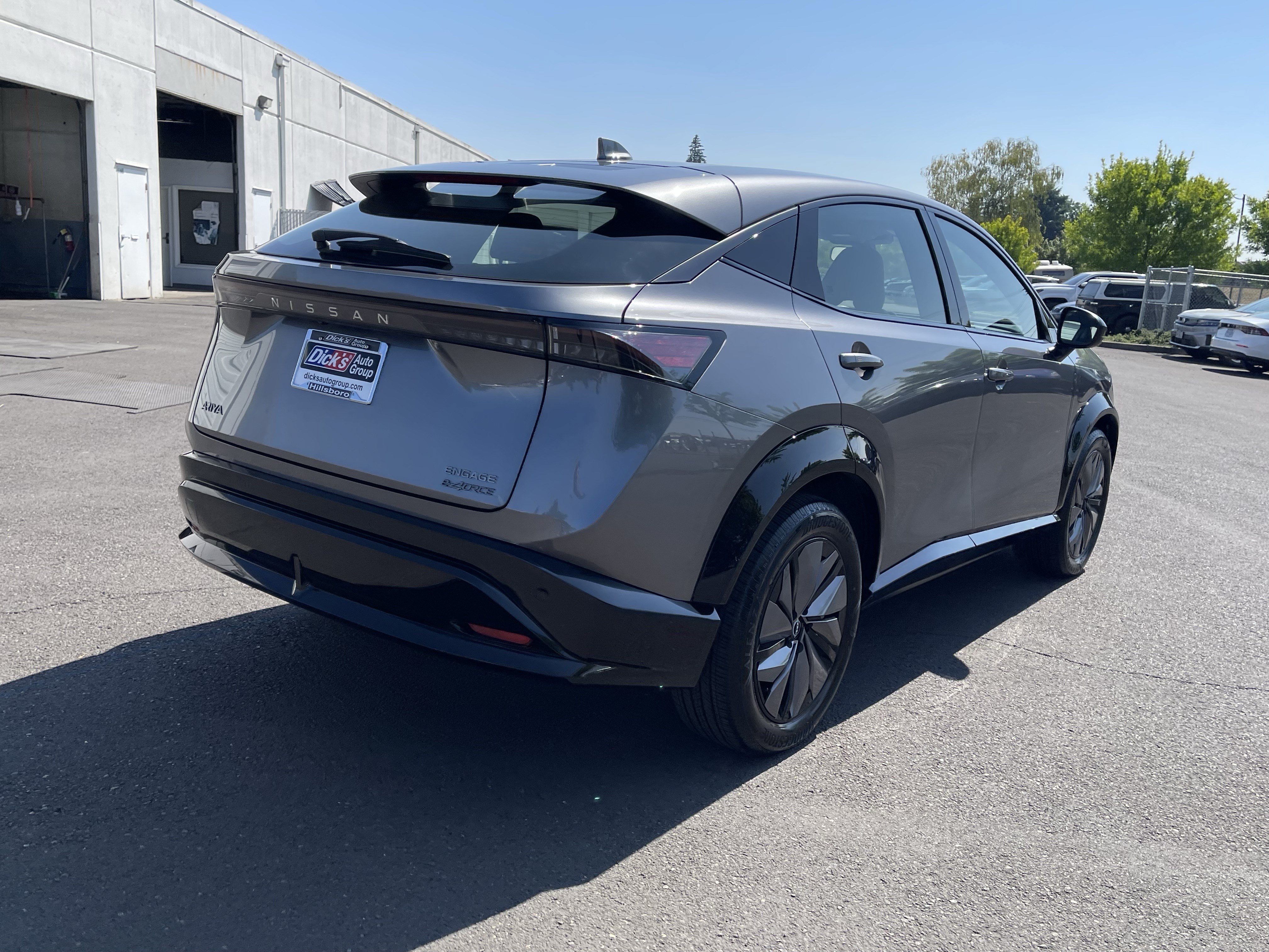 Used 2024 Nissan Ariya AWD image 5