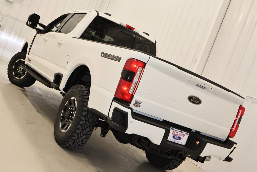 New 2025 Ford F350 Lariat w/ Lariat Ultimate Package image 33