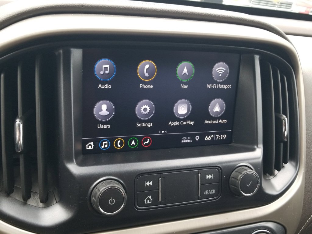 Used 2021 GMC Canyon Denali image 10