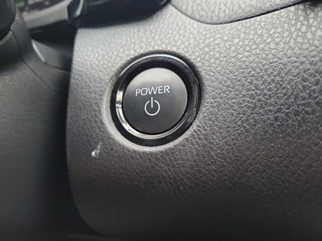 Used 2025 Toyota Camry SE FWD image 29