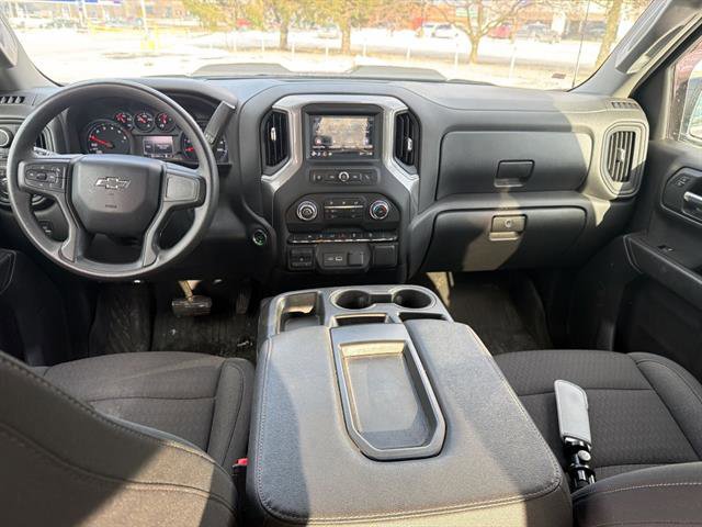 Used 2023 Chevrolet Silverado 1500 Custom Trail Boss w/ LPO, Dark Essentials Package image 41