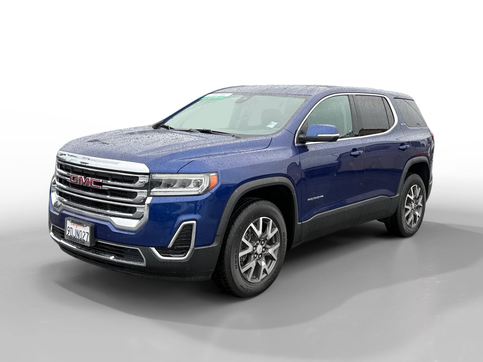 Used 2023 GMC Acadia SLE image 1