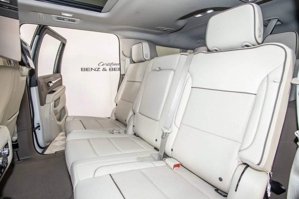 Used 2023 GMC Yukon XL Denali w/ Denali Reserve Package AWD/4WD image 15