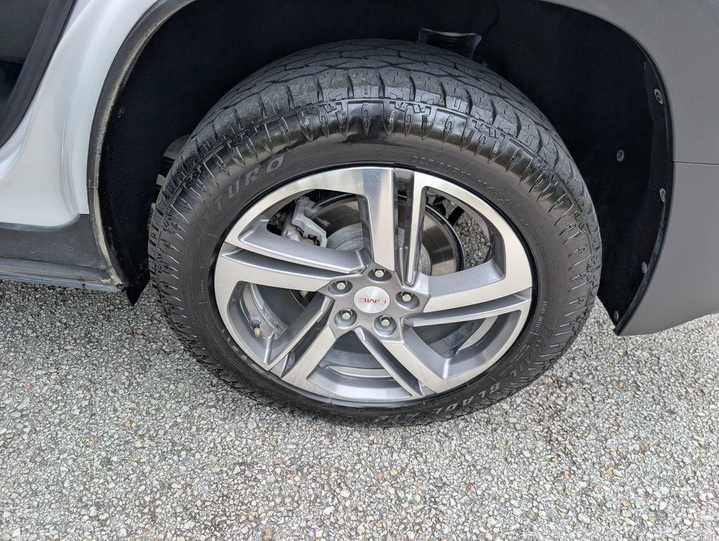 Used 2020 GMC Terrain SLT FWD image 10