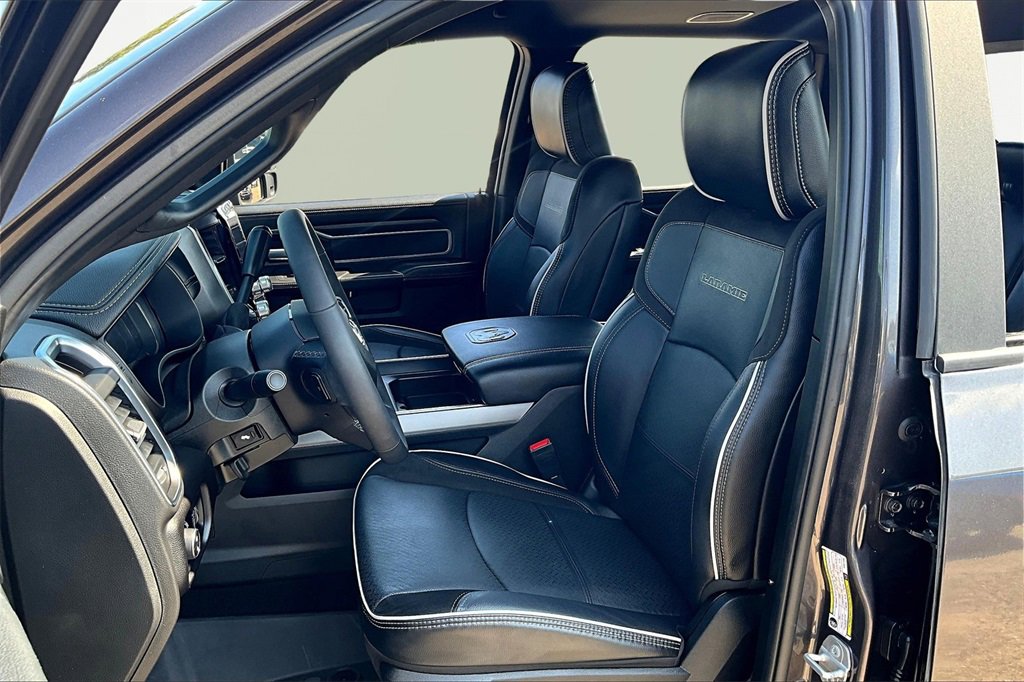 Used 2025 RAM 2500 Laramie w/ Night Edition image 26