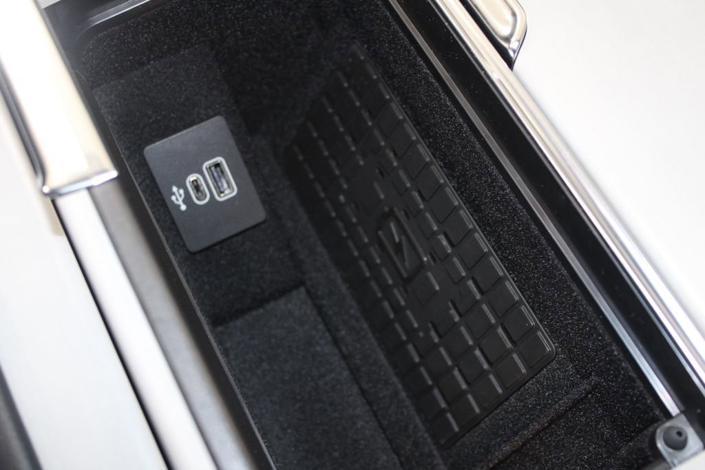 New 2025 Lincoln Navigator L Reserve w/ Jet Appearance Package image 52