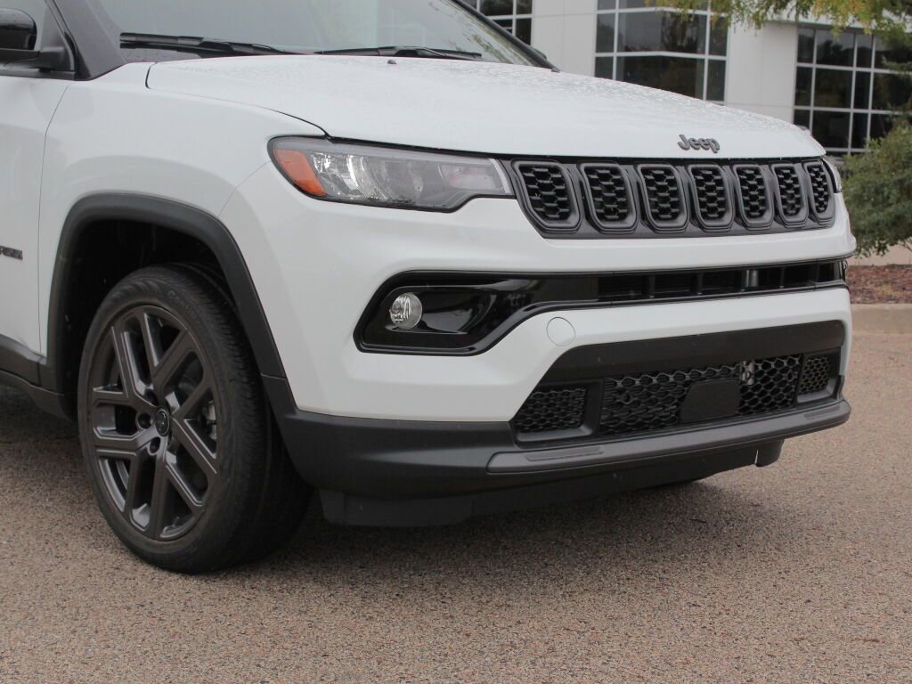 New 2026 Jeep Compass Limited image 2