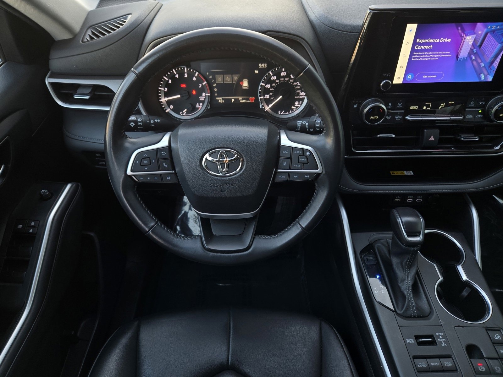 Certified 2024 Toyota Highlander XLE image 12