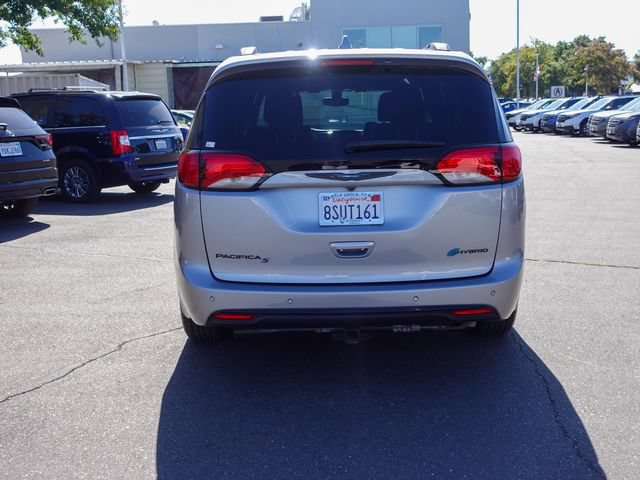 Used 2020 Chrysler Pacifica Limited w/ S Appearance Package FWD image 7